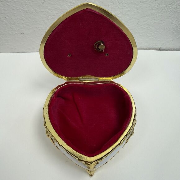 Disney Cameo Plate Mickey Minnie Heart Jewelry Box Music Box White & Gold W/ Box - Picture 13 of 17